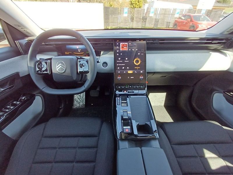 Citroën C5 Aircross YOU Hybrid 145k Automatic - fotka 12 z 28