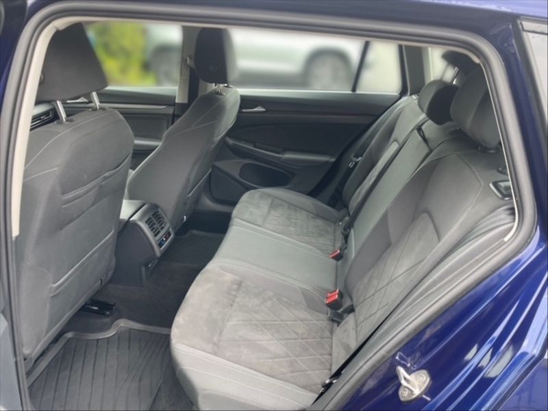 Volkswagen Golf 1,5 TSI 110 Style - fotka 8 z 11