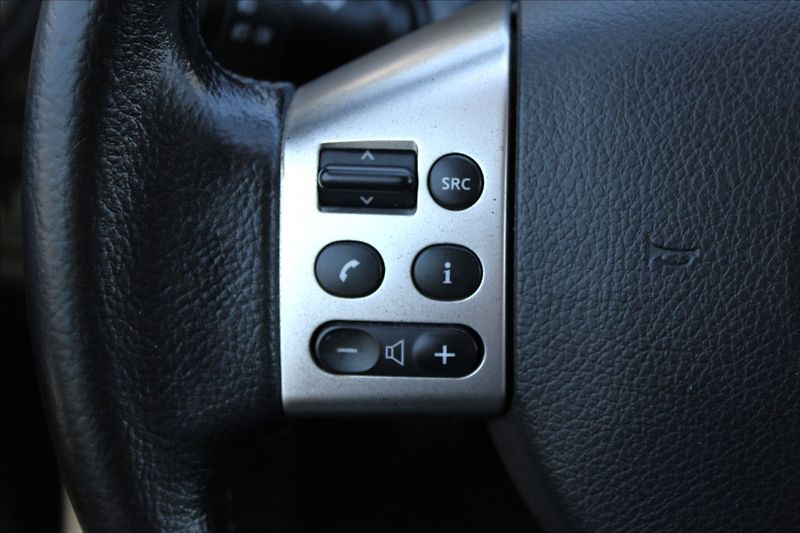 Nissan Note 1,6 i  ČR,1.MAJ,SERVIS - fotka 16 z 31