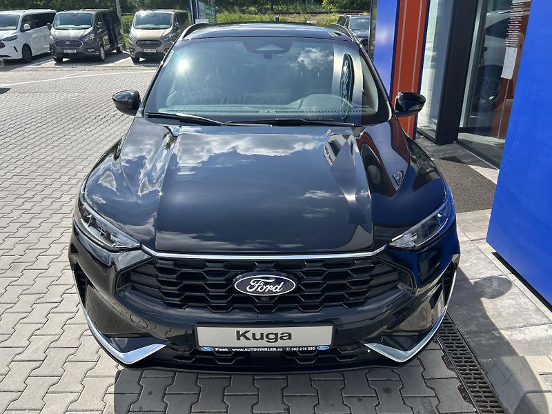 Ford Kuga 1,5 EcoBoost 110kW ST-LINE X - fotka 2 z 36