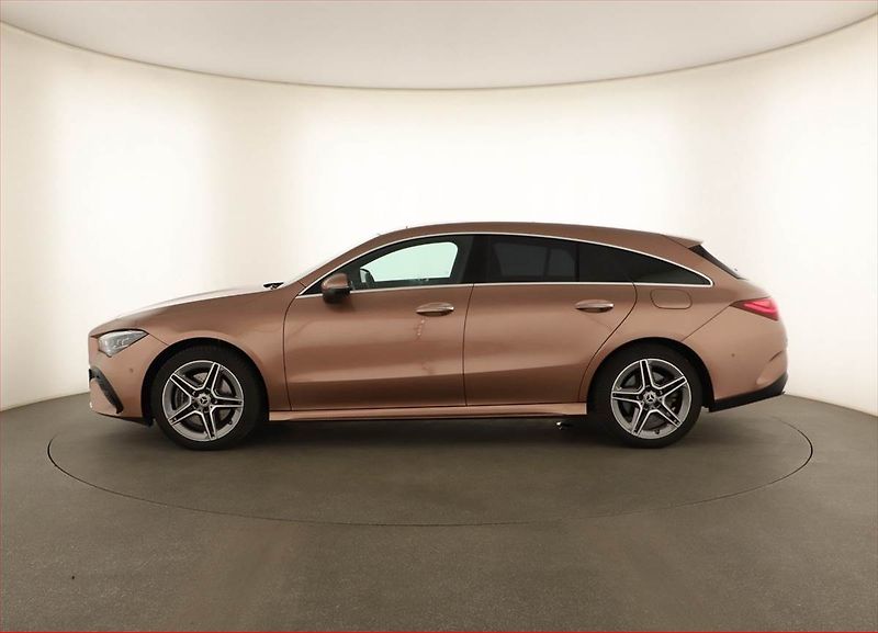 Mercedes-Benz CLA (2023) 250 e - fotka 3 z 19