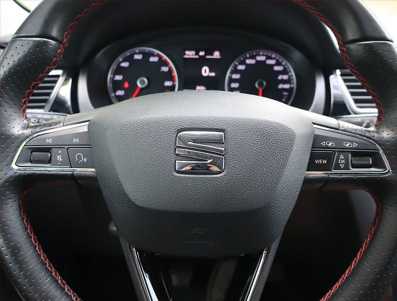 Seat Toledo (2018) FR-Line 1.0 TSI, Serv.kniha - fotka 15 z 16