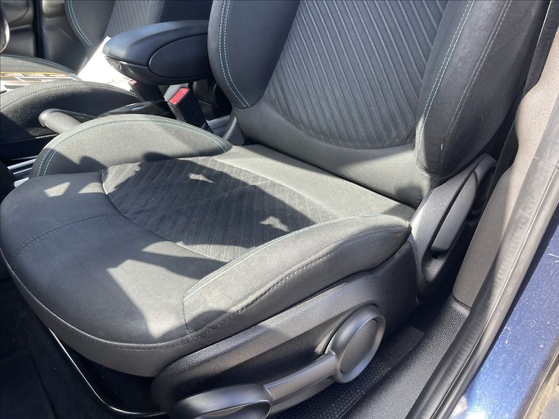Mini Countryman 1,6 i 90kw Automat, odp. DPH - fotka 21 z 27