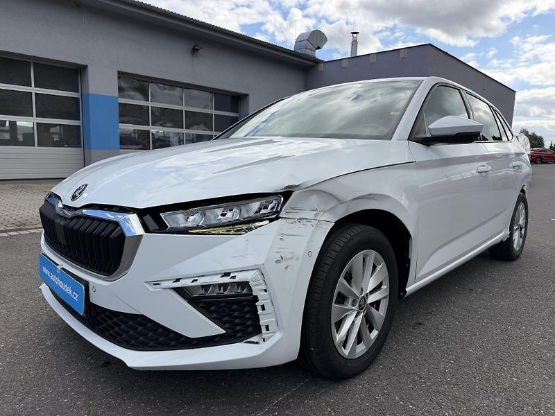 Škoda Scala 1,0TSi 85kW automat SELECTION - fotka 8 z 20