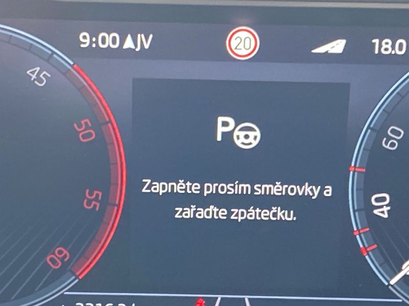 Škoda Superb (2023) Combi 2.0 TDI 4x4 DSG L&K - fotka 26 z 44
