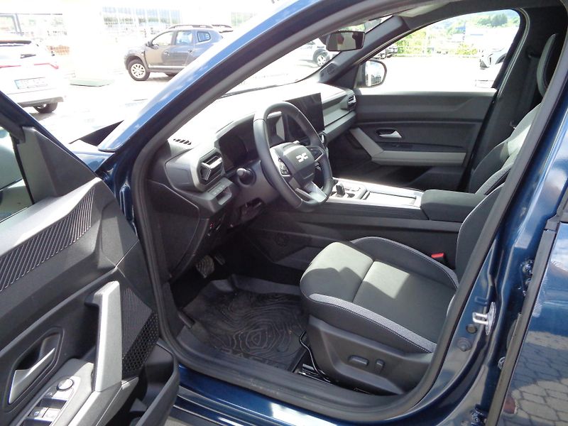 Dacia Bigster Journey hybrid 155   - fotka 9 z 23