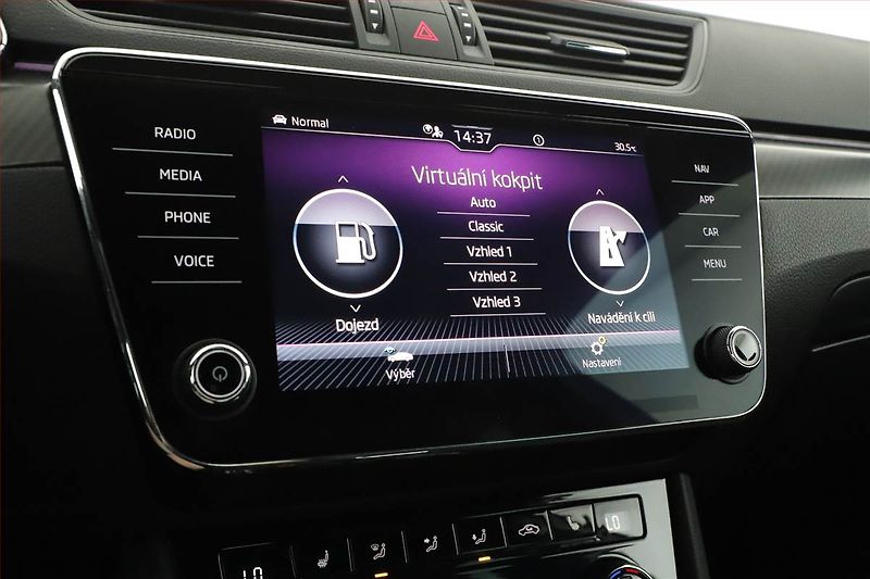 Škoda Superb (2024) Sportline 2.0 TDI - fotka 16 z 26