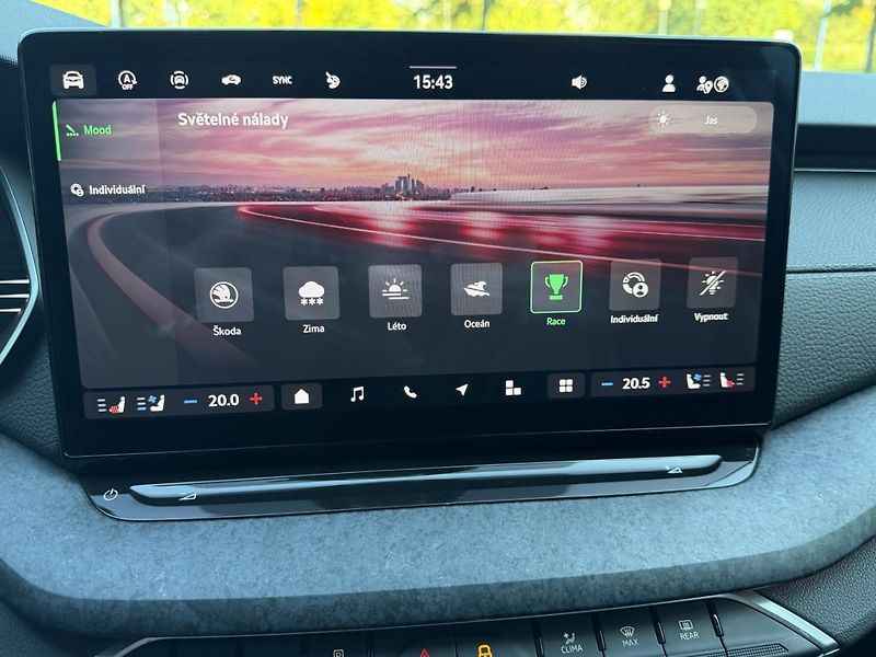 Škoda Octavia (2024) 1.5TSi Exclusive Selection - fotka 8 z 18