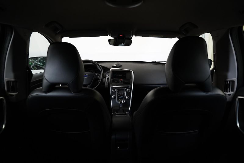 Volvo XC60 - fotka 25 z 27