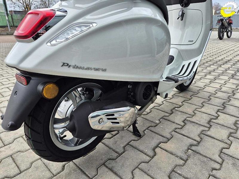 Vespa Primavera 125 3V ABS (2026) E5+ - fotka 13 z 74