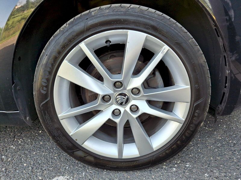 Škoda Octavia (2019) Ambition Plus Extra 1,5TSi 110 - fotka 34 z 35