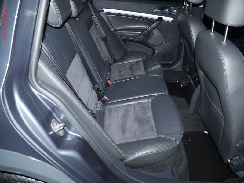 Škoda Octavia (2007) 2.0 TDi 4x4, Navi, bixen - fotka 11 z 20