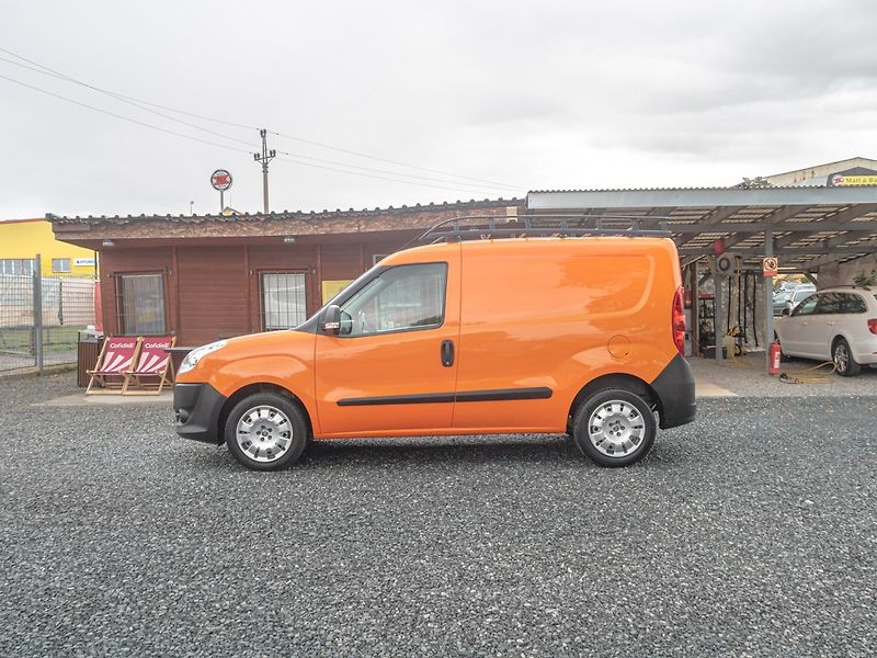 Fiat Dobló (2011) 1.4i 70KW AC – PO SERVISU - fotka 8 z 34