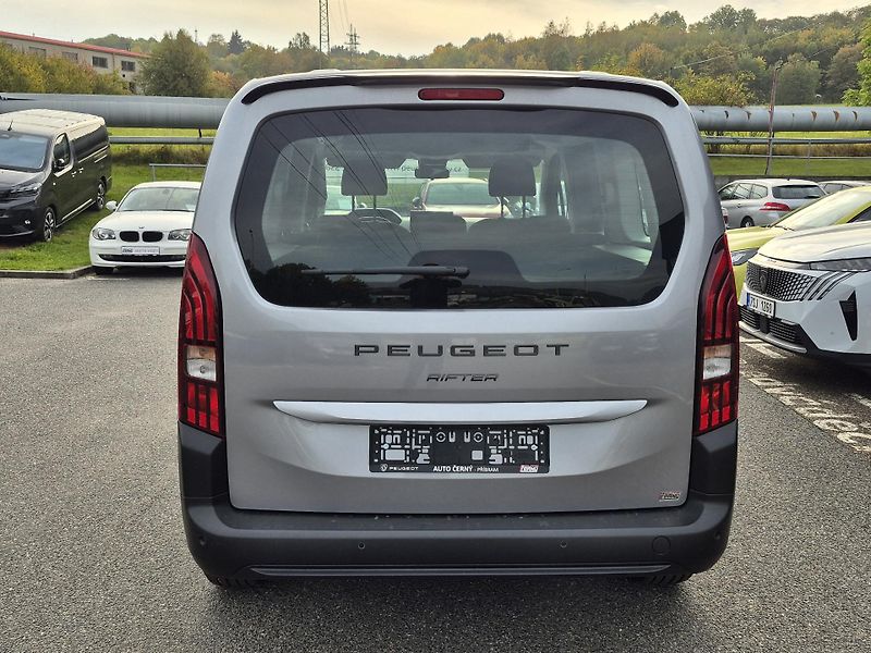 Peugeot Rifter (2026) LONG ALLURE BlueHDi 130 MAN6 - fotka 5 z 23