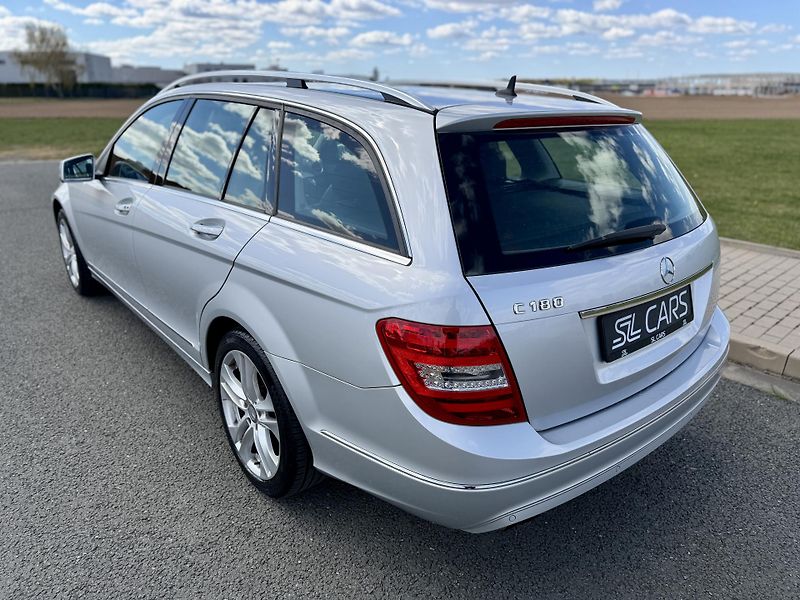 Mercedes-Benz Třídy C 180 CGI 7G AUTOMAT 2X KOLA - fotka 3 z 40