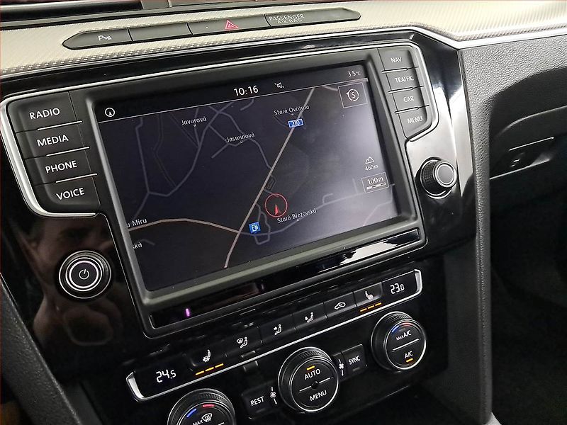 Volkswagen Passat (2015) R-Line 1.8 TSI, Automat - fotka 13 z 17