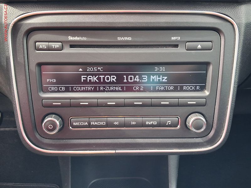 Škoda Fabia (2011) 1.2 TSI, 2.maj,ČR, AC - fotka 13 z 13