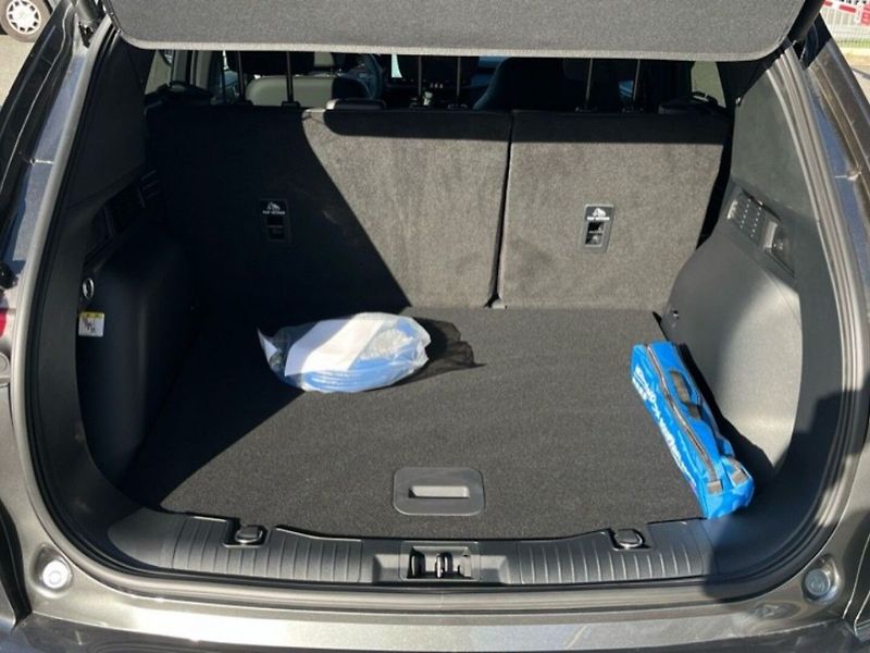 Ford Kuga 2.5i,178KW, CZ, DPH,1. MAJ - fotka 7 z 19