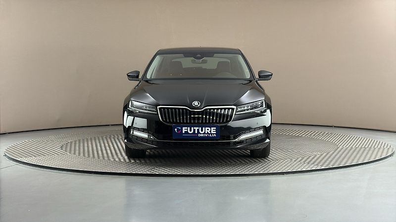 Škoda Superb 2.0 TSI DSG 4x4 Style - fotka 3 z 34