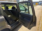 Opel Zafira 1,6 16V 7- místný + pneu  - náhled 15