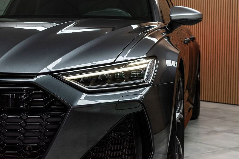 Audi RS 6 V8 4.0 TFSI 441kW QUATTRO - fotka 43 z 48