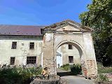 Zámek v Bravanticích na Novojičínsku zahájí v sobotu 7. června návštěvnickou sezonu s expozicí autíček, která je vystavována vůbec poprvé, 6. 6. 2025.
