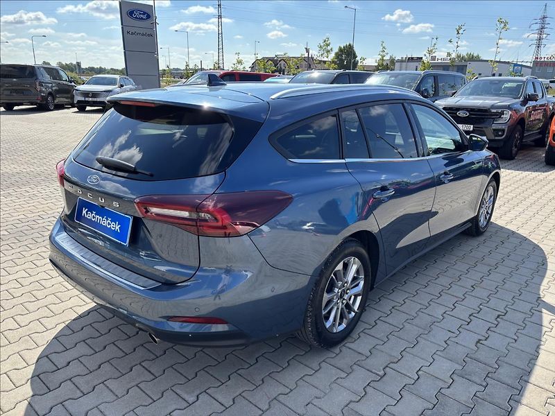 Ford Focus 1,5 EcoBlue 88kW Titanium - fotka 5 z 41