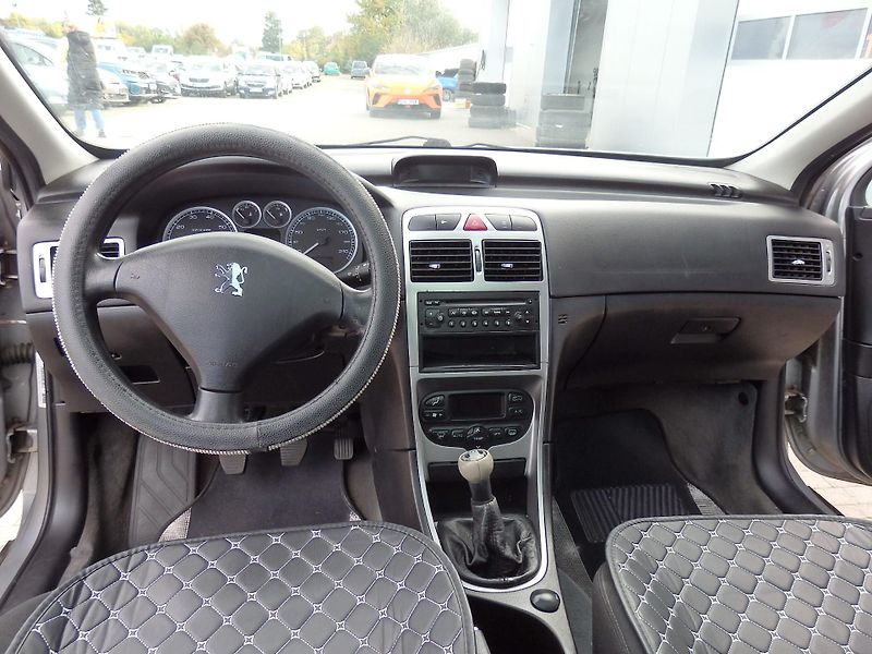 Peugeot 307 2.0i ESP, ZÁLOHOVÁNO - fotka 11 z 13