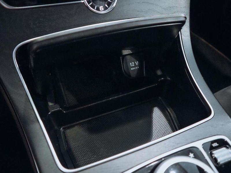 Mercedes-Benz Třídy C C 200 coupe AMG - fotka 30 z 31