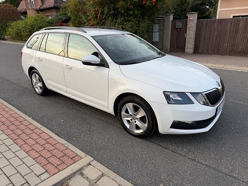 Škoda Octavia (2017) - fotka 10 z 22