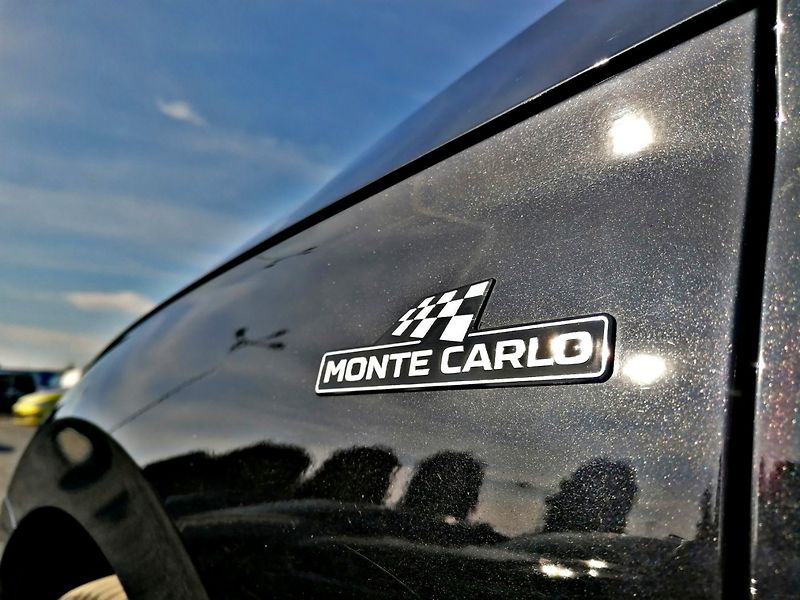 Škoda Scala (2021) 1.5 TSi MONTE CARLO 110kW,Pano - fotka 24 z 29