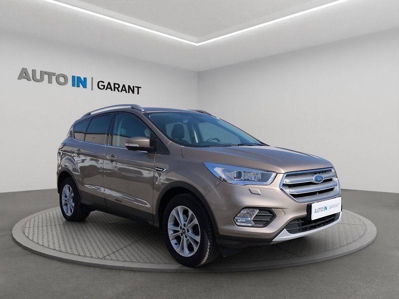 Ford Kuga (2019) 2.0 TDCi 110kW, 4x4, ČR, Serv. - fotka 3 z 28