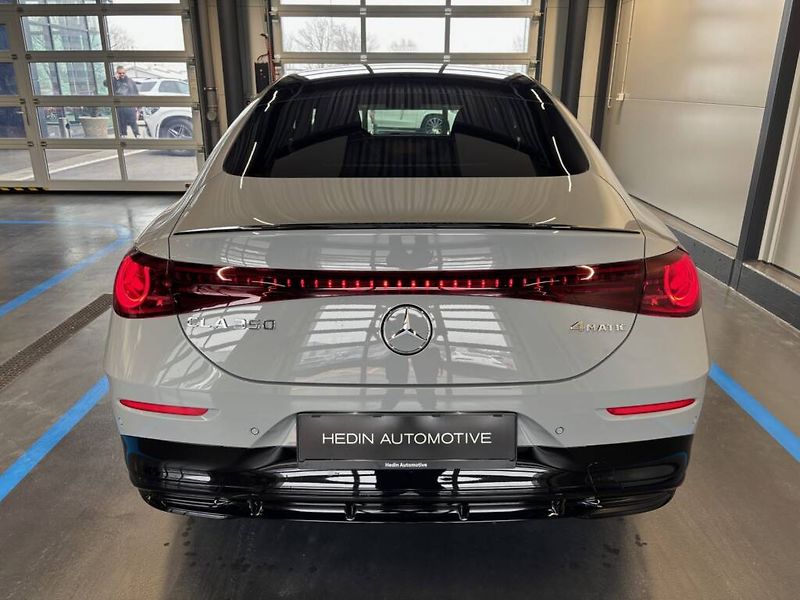 Mercedes-Benz CLA (2026) 350 4MATIC s technologií EQ - fotka 4 z 6