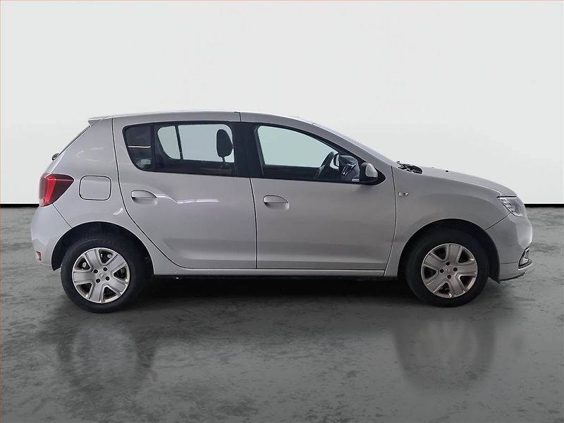 Dacia Sandero (2017) 1.0 SCe, ČR,1.maj - fotka 6 z 16