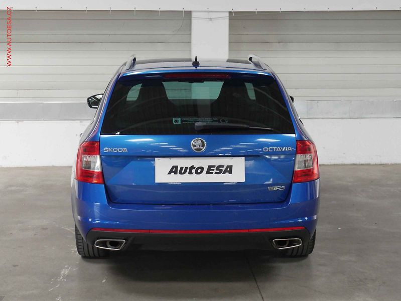 Škoda Octavia (2013) 2.0 TSI, 2.maj,ČR, Navi - fotka 5 z 24