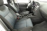 Citroën C4 (2014) 1.6 HDi, ČR,1.maj - náhled 7