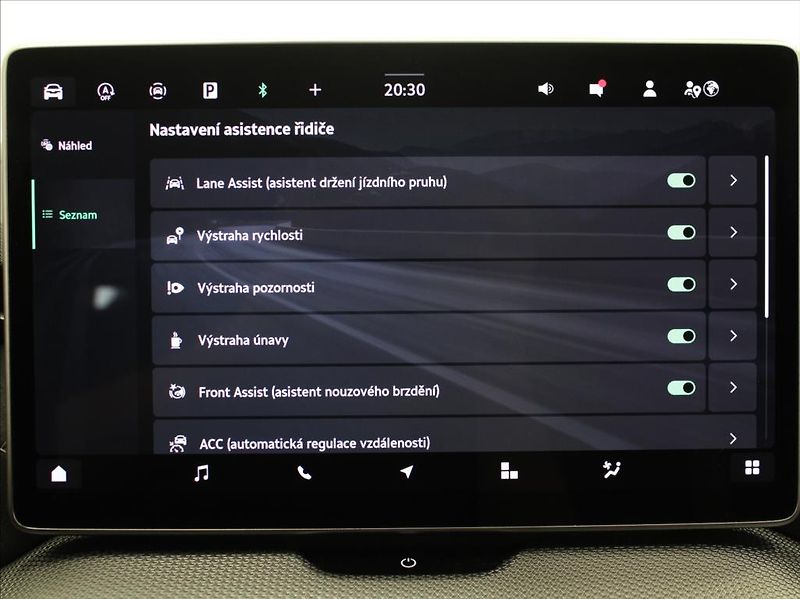 Škoda Kodiaq 2,0 TDI 4x4 Sportline 22tkm.TZ - fotka 16 z 33