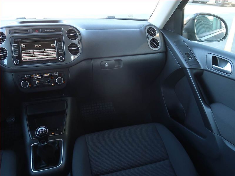 Volkswagen Tiguan (2015) 2.0 TDI, ČR,1.maj, Tempomat - fotka 8 z 17