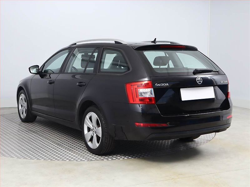 Škoda Octavia (2017) Style 1.6 TDI, Navi, Tempomat - fotka 4 z 17