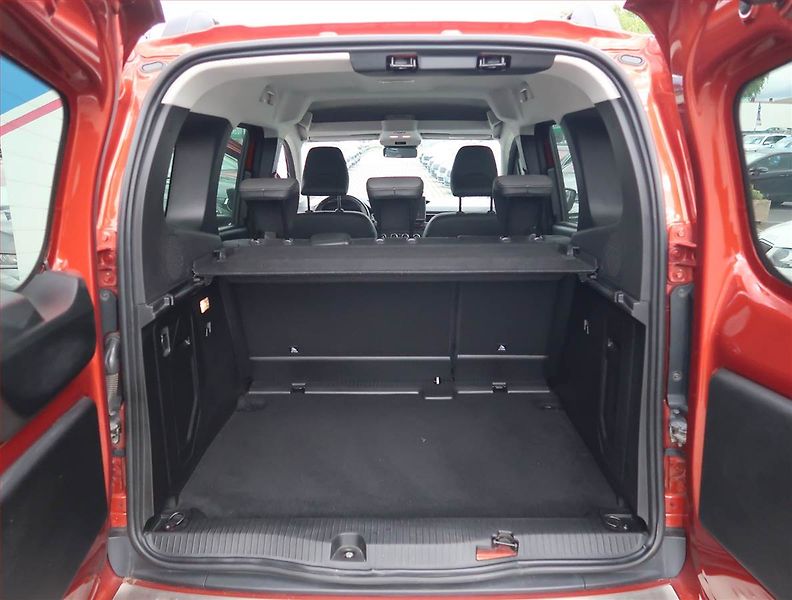 Renault Kangoo (2023) Techno 1.5 dCi, 5Míst, ČR - fotka 13 z 18