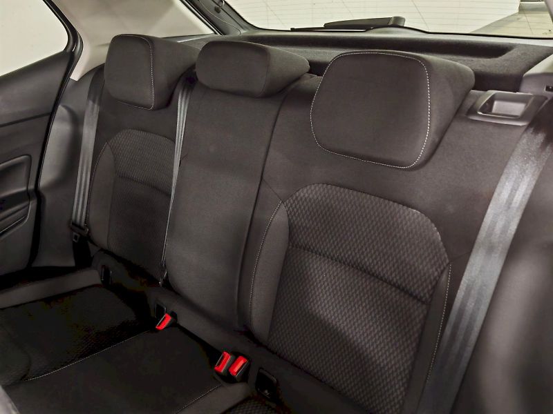 Škoda Fabia (2025) 1.0 TSI 85 kW Top Selection - fotka 21 z 26