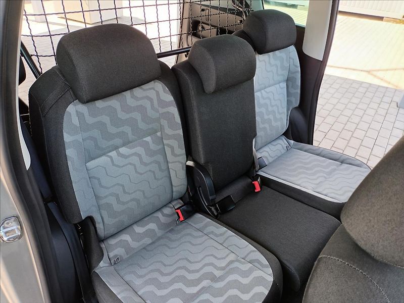 Škoda Roomster 1,4 16V,63KW,KLIMA,ALU KOLA - fotka 23 z 43