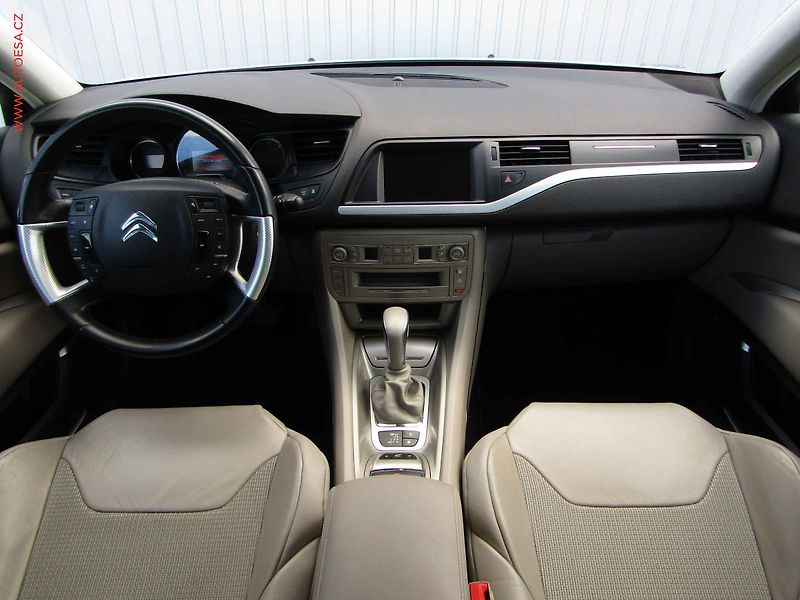 Citroën C5 (2016) 2.0HDi, ČR, AT, bixen - fotka 8 z 21