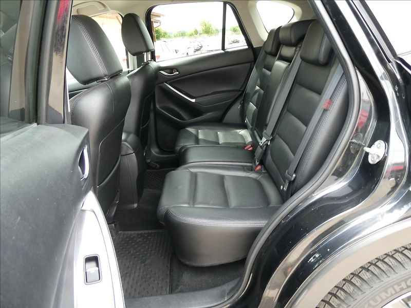 Mazda CX-5 2,5 Skyactiv 141kW AWD automat - fotka 22 z 42