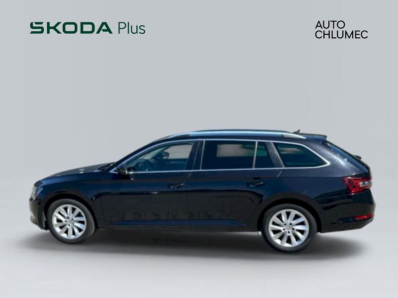 Škoda Superb (2018) Combi 2.0 TDI Style - fotka 3 z 33