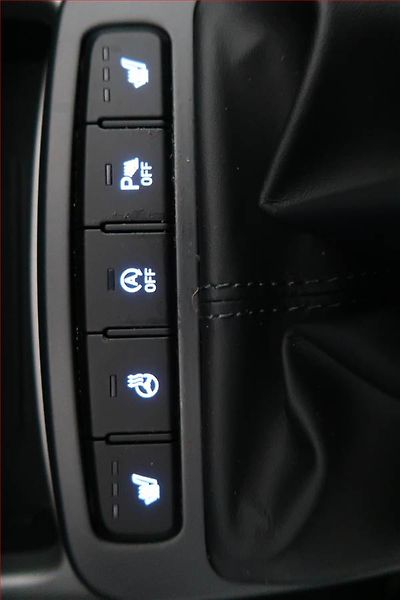 Hyundai i10 (2020) 1.2, ČR,1.maj, Serv.kniha - fotka 17 z 18