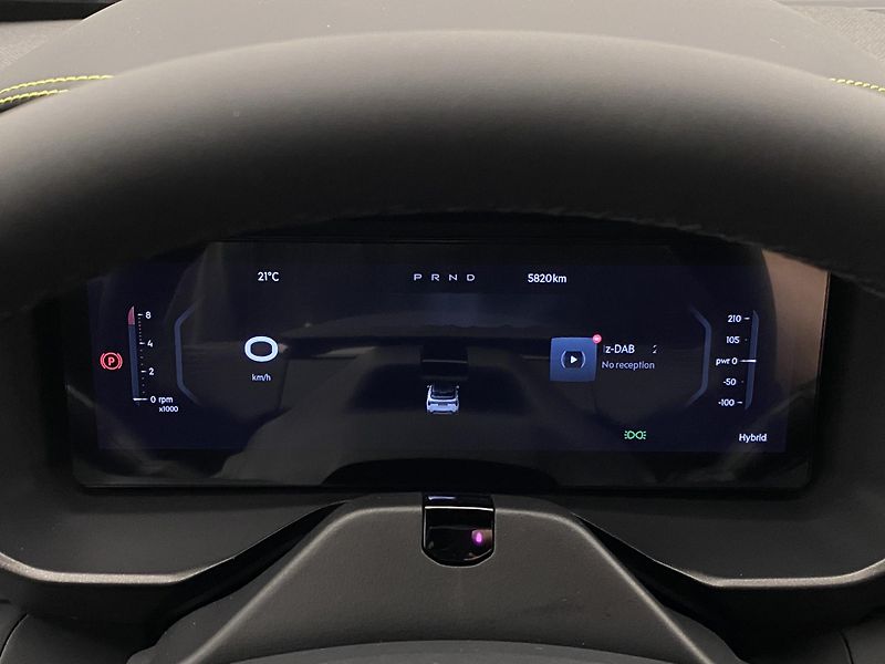 Lynk & Co 01 CORE PHEV AUT CZ 1.maj - fotka 24 z 72