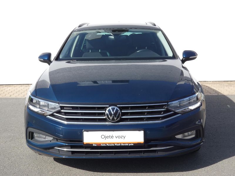 Volkswagen Passat Business Premium 2.0 TDI 110KW - fotka 4 z 30