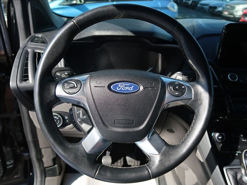 Ford Tourneo Connect 1,5 TDCi,74kW,Serv.kn.,tažné - fotka 17 z 29
