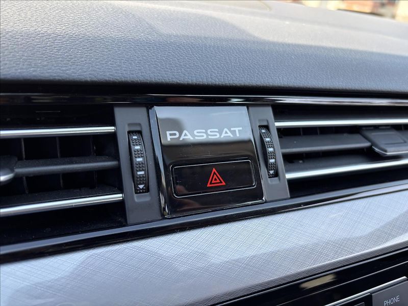 Volkswagen Passat 1,5 TSI Business AUT 110kW DPH - fotka 40 z 41